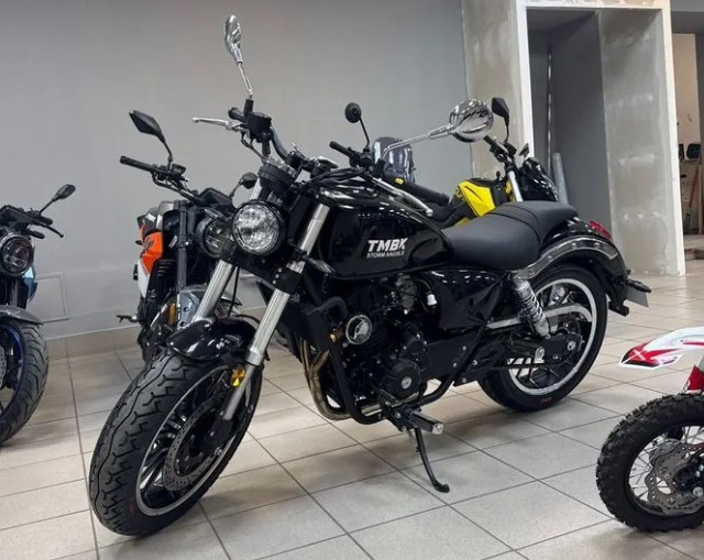 TMBK Angel 400 — чёрный мотоцикл в аренду в Томске
